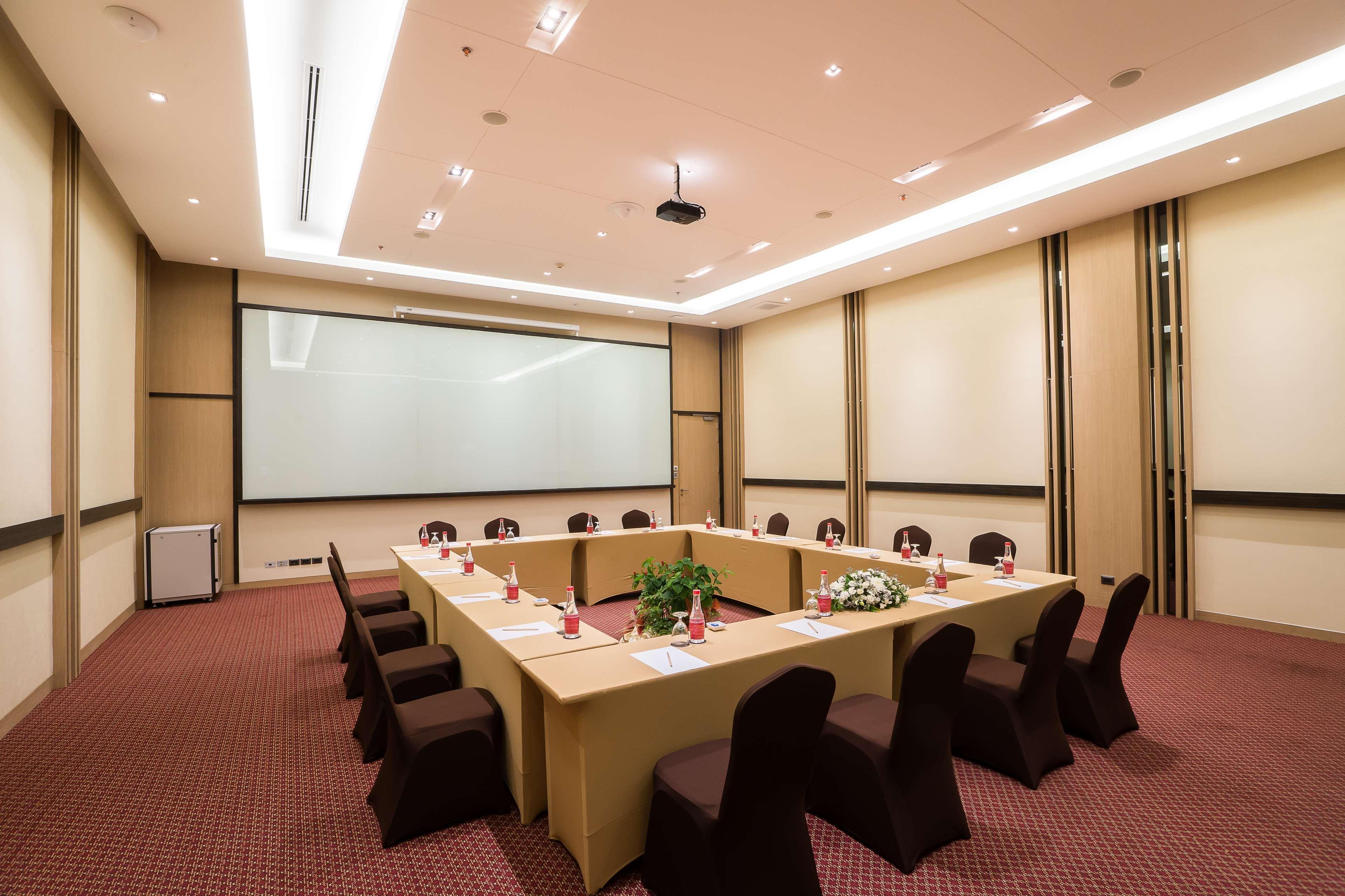 Best Western Plus Wanda Grand Hotel Nonthaburi Zewnętrze zdjęcie